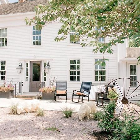 Shelter Harbor Inn Westerly Exterior foto